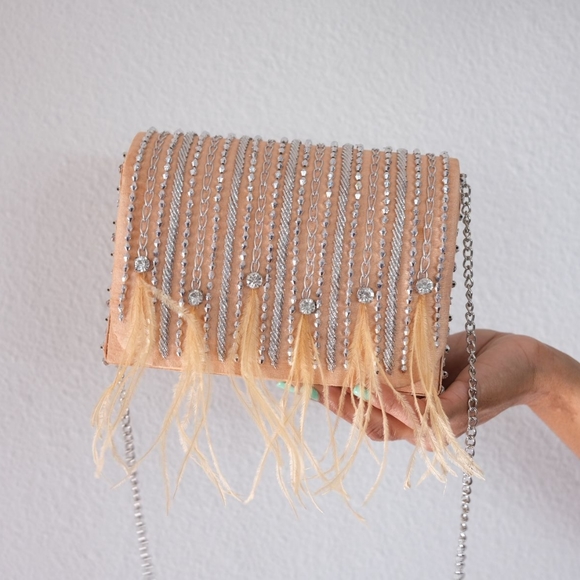 NWT Peach Embroidered Box Clutch - Picture 3 of 10